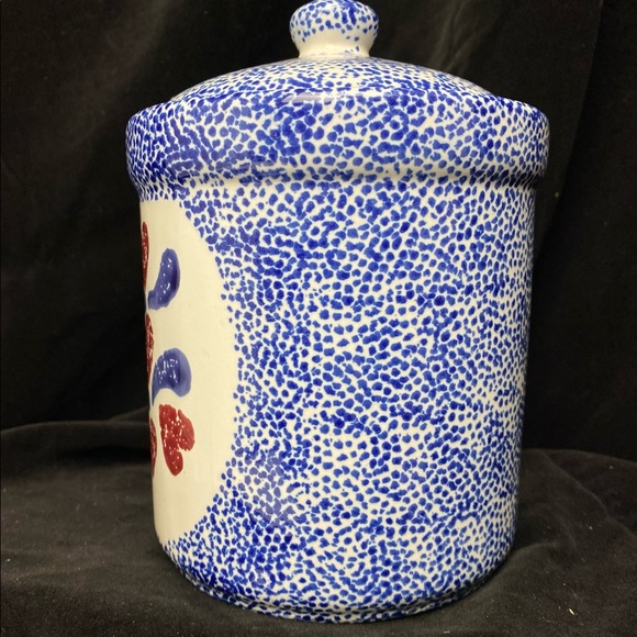 Vintage Heart Sponge Painted Blue & Red Ceramic/Stoneware Canister with Lid - Picture 4 of 16